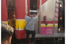 Commuter Line Tabrakan...