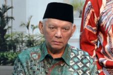 Awang Faroek ke Rusia,...