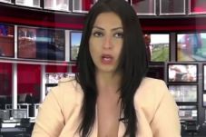 Wanita Albania Bikin...