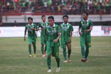 Persebaya United Tolak...