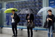 Bursa Asia Dibuka Variatif...