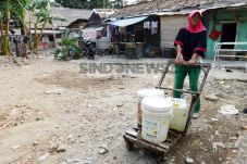 Kekeringan, Warga Depok...