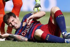 Messi Cedera, Suarez...