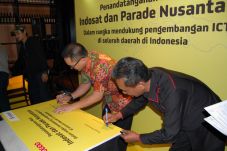 Indosat Gaet Paradesa...