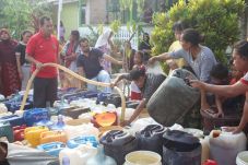 Warga Samarinda Berebut...