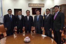 Temui Perdana Menteri...