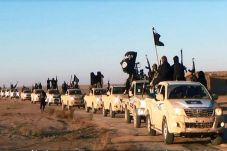 ISIS Incar Pelabuhan...
