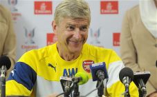 Wenger Samakan Manchester...