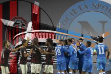 Milan Disambangi Tamu...