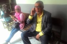 Sidang Lanjutan, Obie...