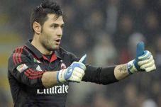 Resmi, Chelsea Tampung...