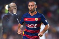 Gelandang Barcelona...