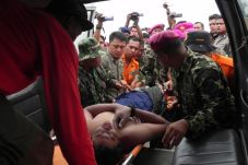 Penumpang Heli Angkasa...