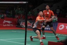 Susunan Pemain Indonesia...