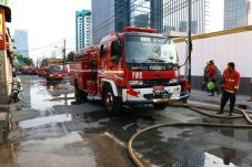 Sarinah Terbakar, Pengunjung...