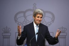 Kerry: Kami Berusaha...