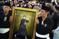 Ribuan Pesilat Antarkan...