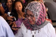 KPK Resmi Tetapkan Dewie...