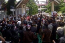 Lagi, Mahasiswa UIN...