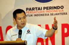 HT Desak Pemerintah...