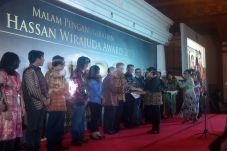 Kemlu Anugerahi HWPA...