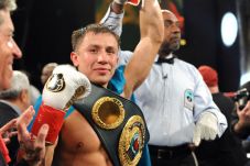 Saunders: Jika Berduel,...