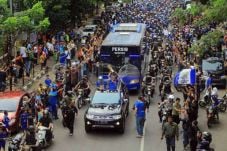 Kang Emil Ajak Bobotoh...
