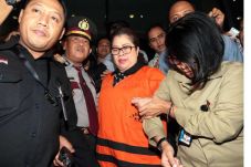 DPR Minta KPK Usut Tuntas...