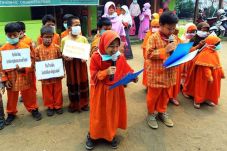 Jokowi: Udara di Daerah...