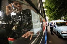 Tiga Hari Operasi Zebra,...