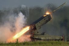 Gempur ISIS, Tentara...