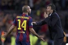 Lindungi Mascherano,...
