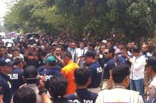 Geram, Warga Elok Soraki...
