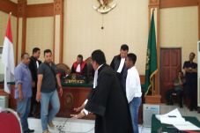 Pengakuan Agus Terdakwa...