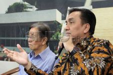‎Effendi Simbolon...