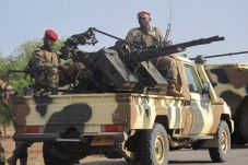 Militer Nigeria Bentuk...