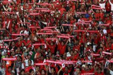 Garuda Merah vs Garuda...