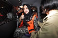 Kembali Diperiksa KPK,...