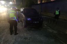 Mobil Mitsubishi Kuda...
