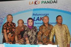 BCA Kembali Luncurkan...