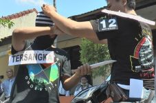 Remaja di Bali Nekat...