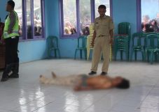 Aksi Warga Hakimi Maling...