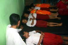 Puluhan Siswa SD Keracunan...