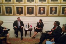 Temui Menlu Retno, Ini...