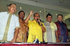 Hadiri Mukernas PKS,...