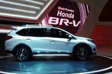 Honda BR-V Bakal Mejeng...