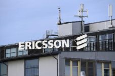 Ericsson Gandeng 3 Operator...