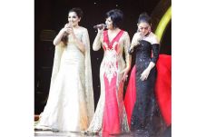 Mewahnya Gaun Syahrini,...