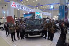 Mitsubishi Delica Royal...