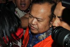 KPK Bantah Sengaja Gugurkan...
